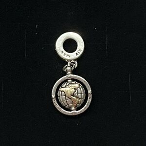 Pandora “you mean the world to me” world charm 🌎